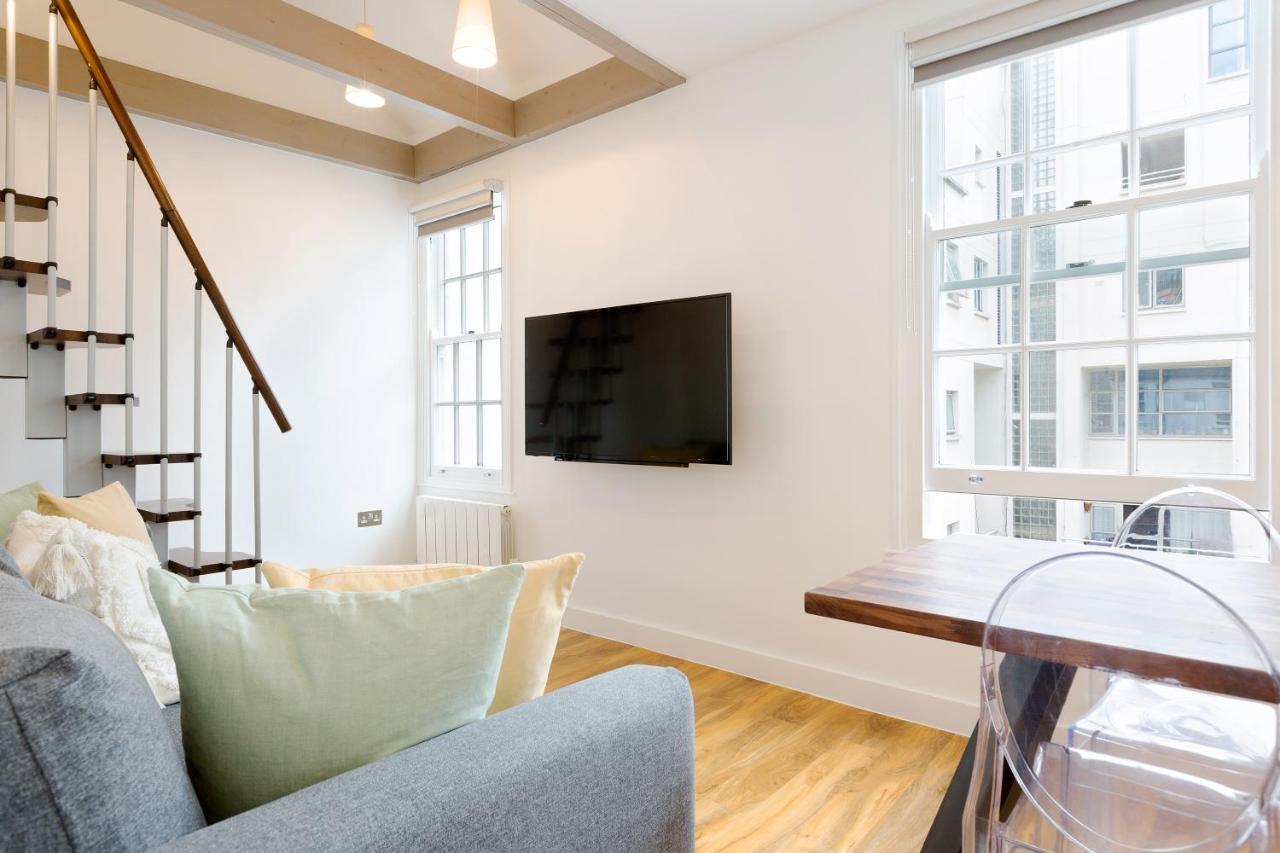 Spacious 4 bedrooms flat in New Oxford Street Londres Exterior foto